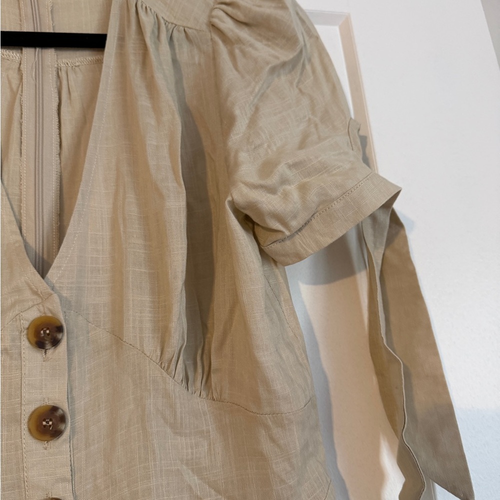 superdown Beige Puff-Sleeve Button-Front Jumpsuit - Picture 2 of 5